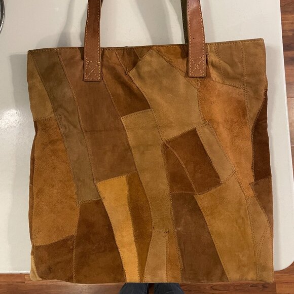 Vaan & Co. Upcycled Genuine Leather Tote Bag - Sustainable Stylish Handbag For Everyday Use - View #5